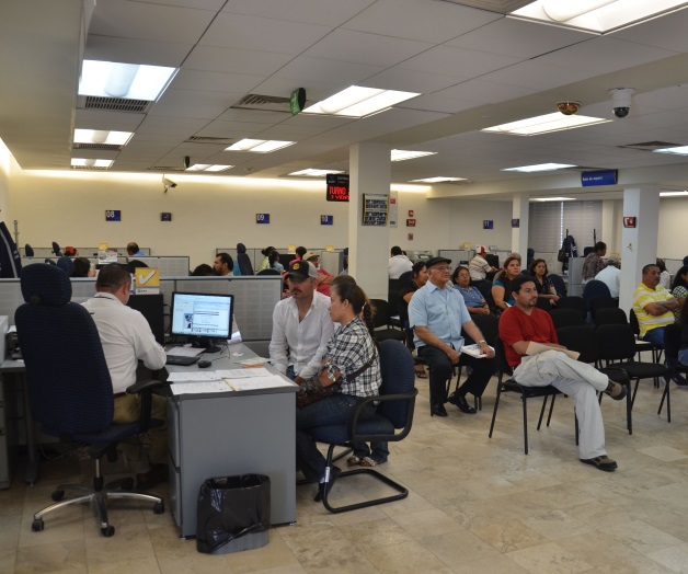 Prevén contadores un 2016 difícil Prevén contadores un 2016 difícil