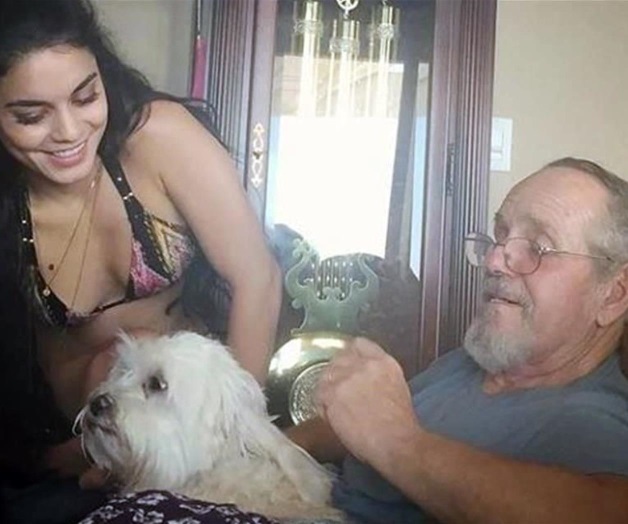 Fallece padre de Vanessa Hudgens