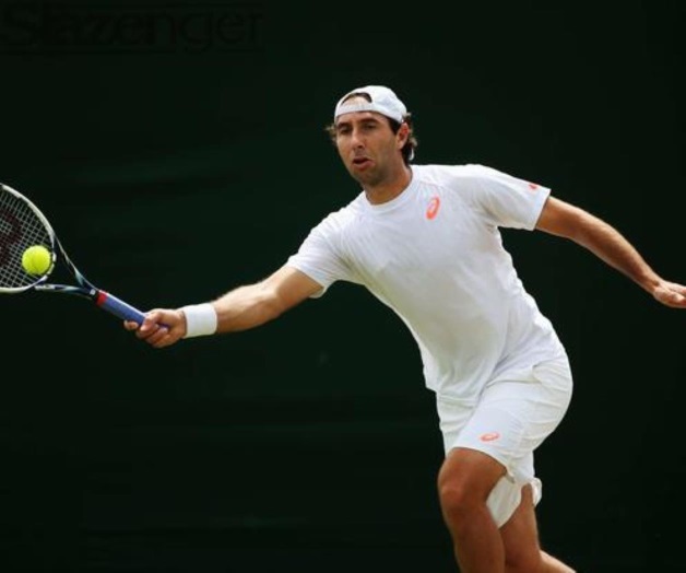 Santiago González, eliminado en dobles