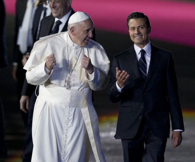 El trasfondo del silencio papal