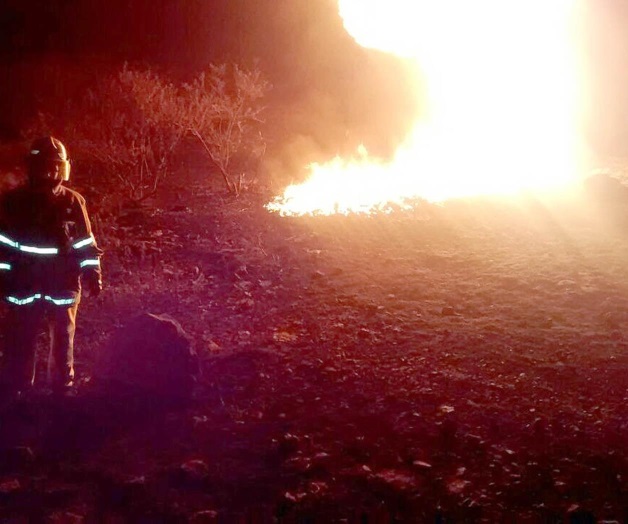 Reportan incendio por una toma clandestina