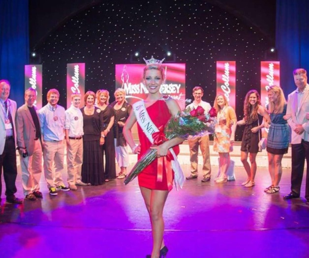 Miss América 2014 fallece en accidente automovilístico