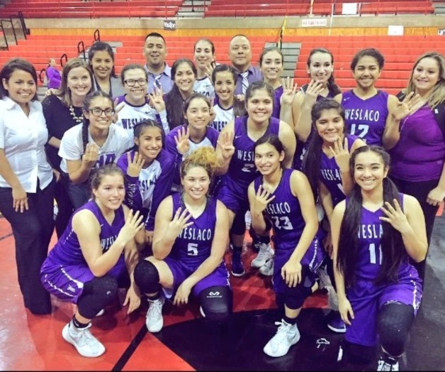 Panteras a semifinalesde basquet