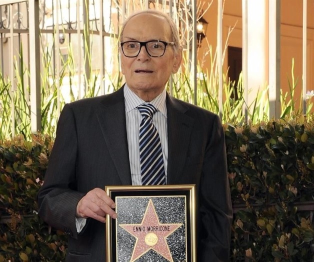 Recibe su estrella en Hollywood