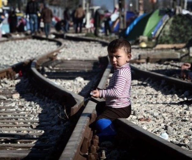 Grecia pide ayuda ante el bloqueo de 30.000 refugiados en su territorio