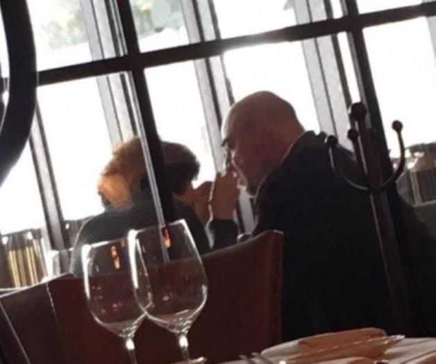 Circulan en Internet fotos que comprobarían relación entre Denise Dresser y Víctor Trujillo Circulan en Internet fotos que comprobarían relación entre Denise Dresser y Víctor Trujillo