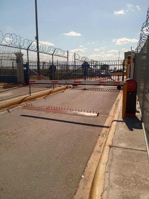 Evacuan maquiladora C&D technologies por ruptura de tubería