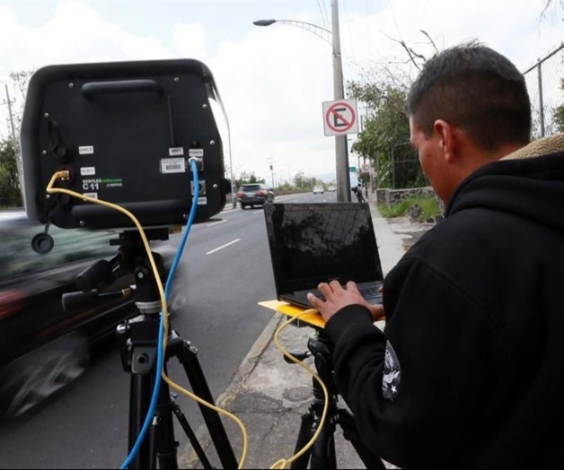 Apaga CFE fotomultas por robo de energía