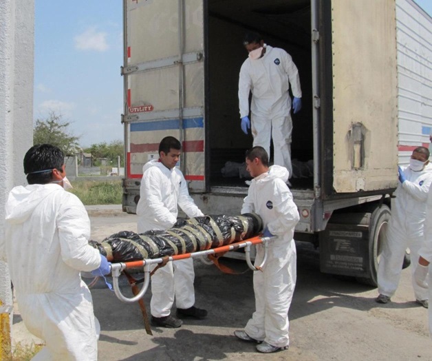 Matamoros: hallan narcofosas en ejido. Custodian tropas cementerio clandestino