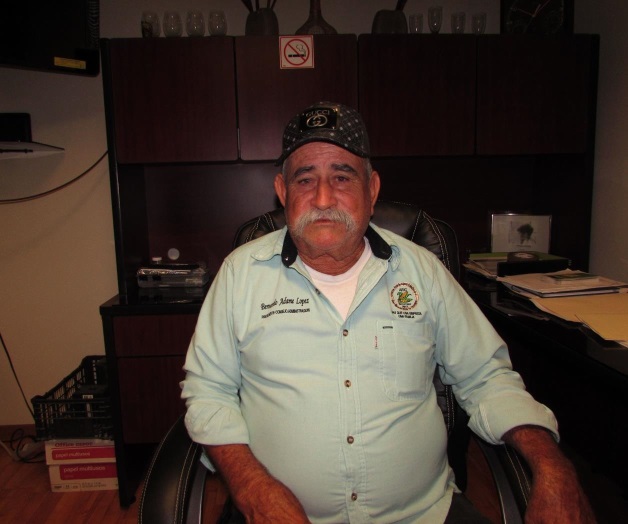 Renuncia al PRI, después de 53 años de ser militante