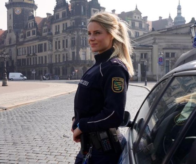 Policía más guapa del mundo impacta en redes Policía más guapa del mundo impacta en redes