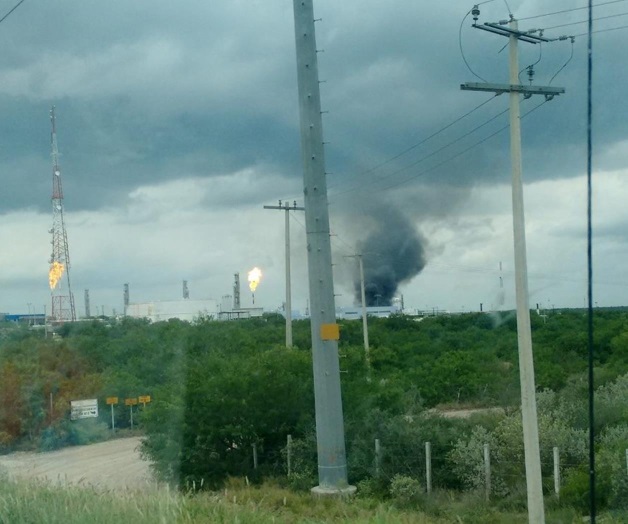 Explica Pemex fumarola en el complejo Reynosa-Burgos Km.19