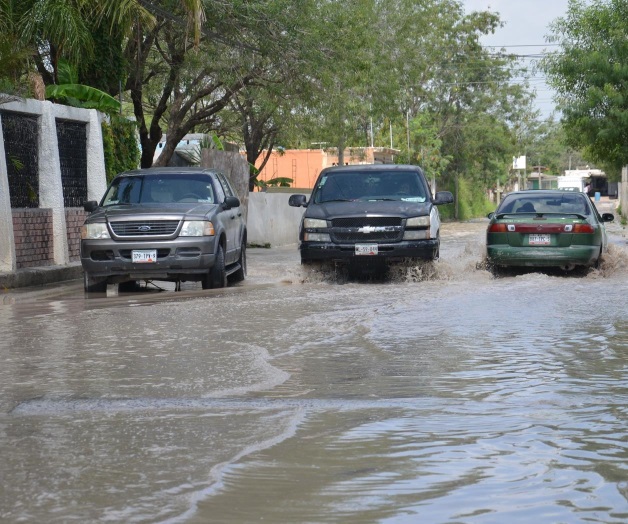 Afectan lluvias en colonia Almaguer