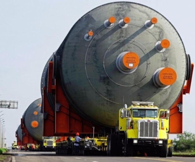 Calderas industriales con destino a refinería de Tula, varadas Calderas industriales con destino a refinería de Tula, varadas