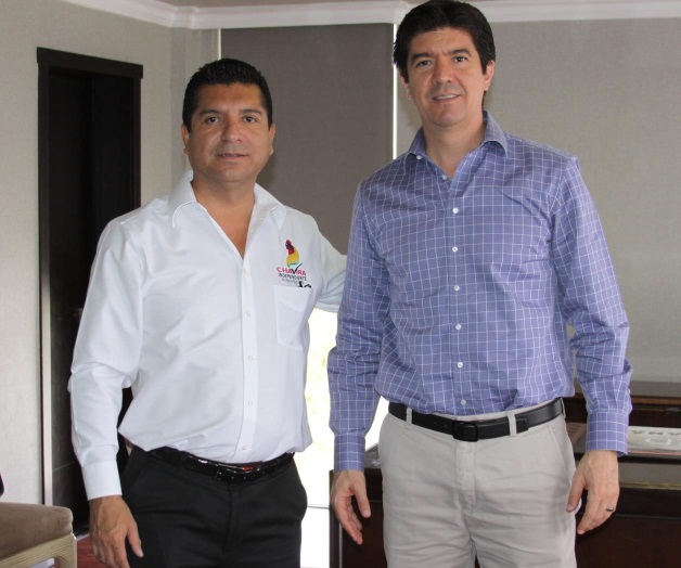 Reitera candidato independiente compromiso con la ciudadanía