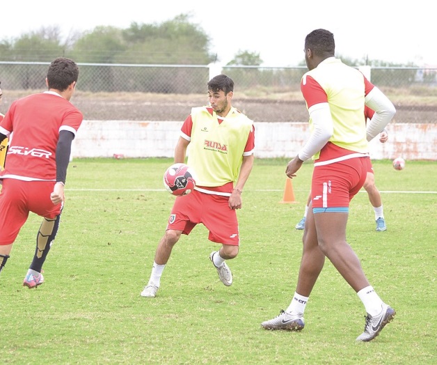 En La Roja hay jugadores que no han dado el ancho, les urge una buena banca