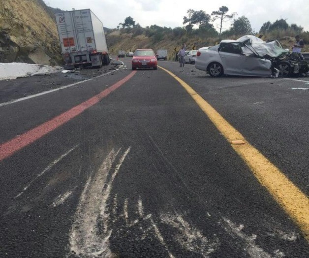 Fallece en choque Filósofo de Güémez; Tráiler embiste auto en el que viajaba