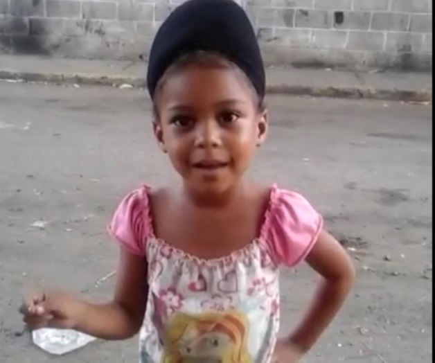 Presidente, no tengo comida; niña reclama crisis a Maduro	