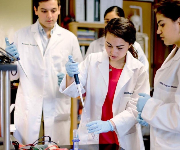 Crece el programa de investigación biomédica Crece el programa de investigación biomédica