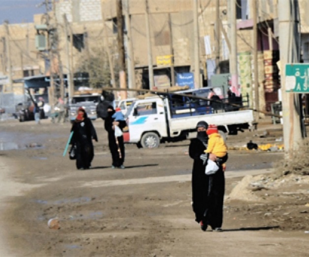 En las últimas 72 horas huyen al menos 30 mil iraquíes de Faluya