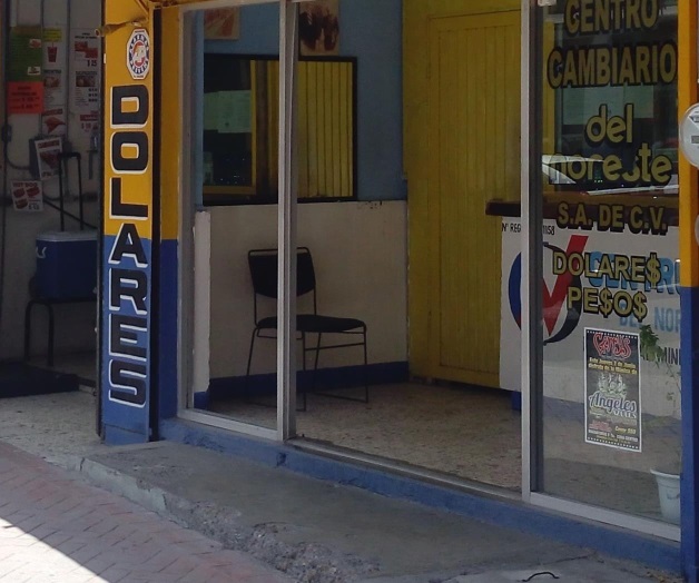 Guardan sus dólares al preverlo más caro Guardan sus dólares al preverlo más caro