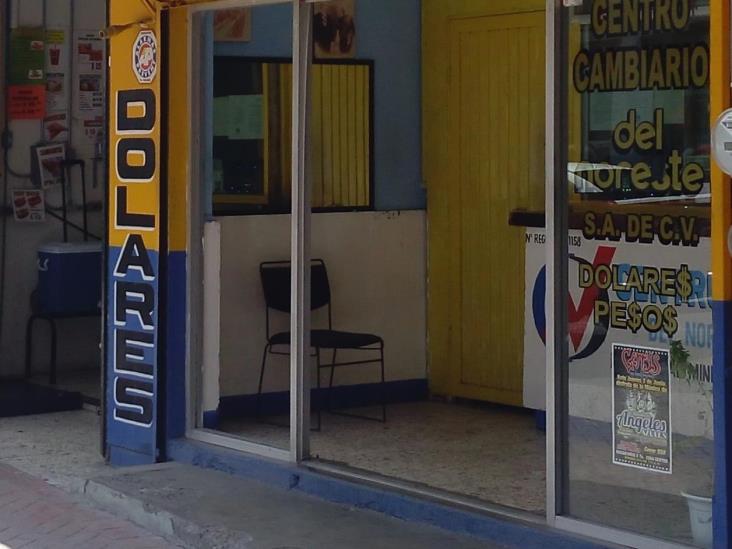 Guardan sus dólares al preverlo más caro Guardan sus dólares al preverlo más caro