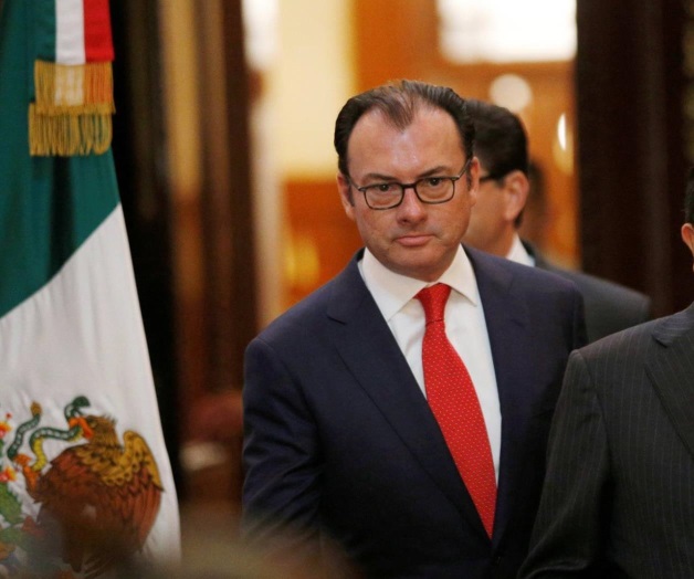 Jornada negra de la Bolsa y el peso mexicano, que sufre su mayor caída en 6 años