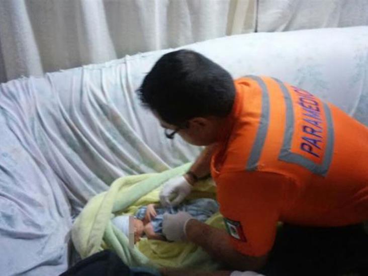 Abandonan a bebé recién nacido en Naucalpan Abandonan a bebé recién nacido en Naucalpan