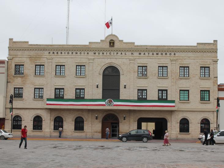 Auditan construcciones públicas Auditan construcciones públicas