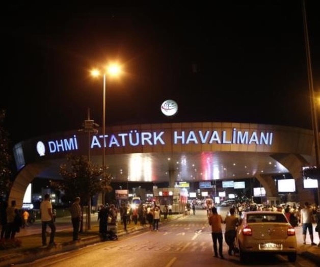 Embajada mexicana ofrece números de emergencia tras ataque en Turquía