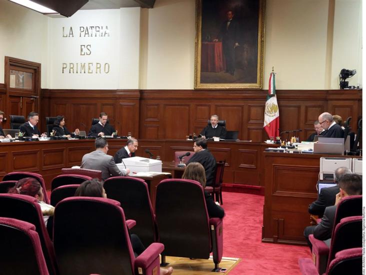 Discrimina la Ley del IMSS a hombres: SCJN Discrimina la Ley del IMSS a hombres: SCJN
