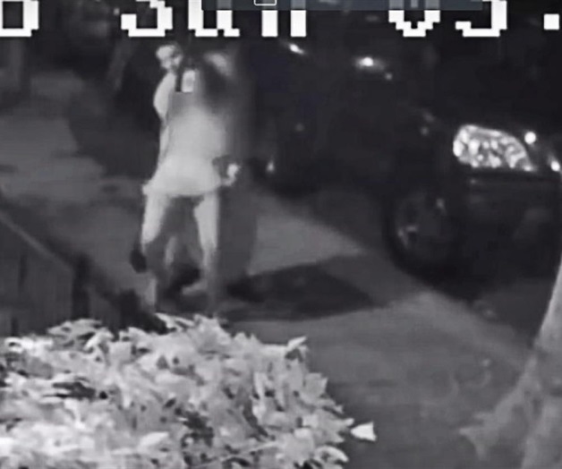 #Video ¡Indignante! Cámara de seguridad capta intento de violación en NY #Video ¡Indignante! Cámara de seguridad capta intento de violación en NY