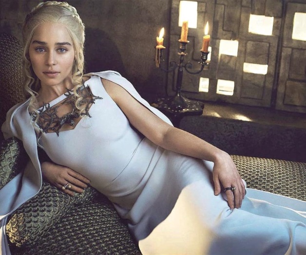 El trono de Emilia Clarke