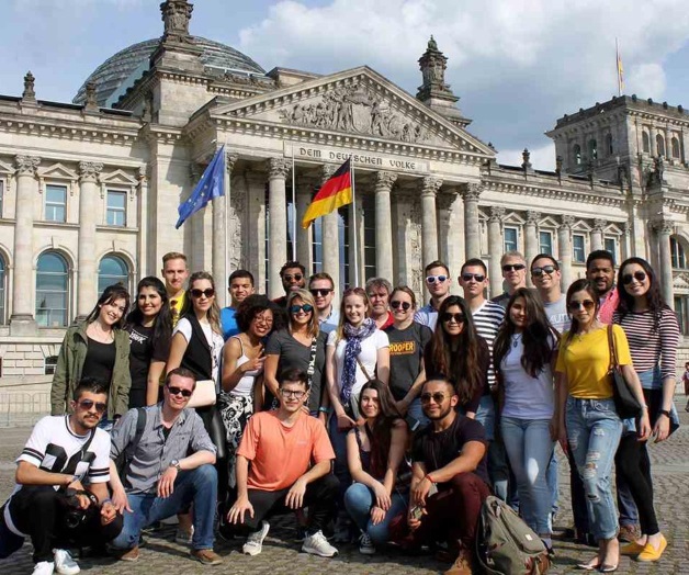 Viajan estudiantes de intercambio a Europa