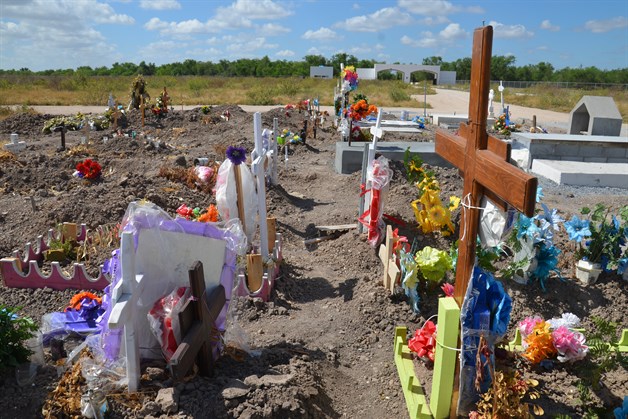 ‘Estrenan’ 107 nuevo panteón