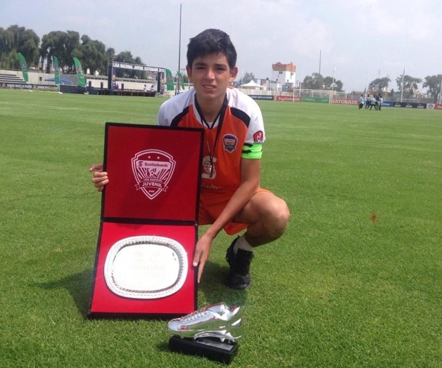 BRILLA CON LUZ PROPIA BRILLA CON LUZ PROPIA