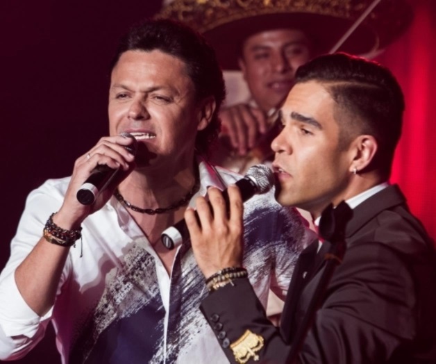 Pedro Fernández canta cumbia en el video del Grupo Cañaveral