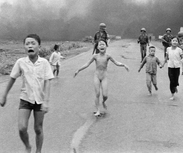 Facebook permitirá foto icónica que muestra a niña desnuda