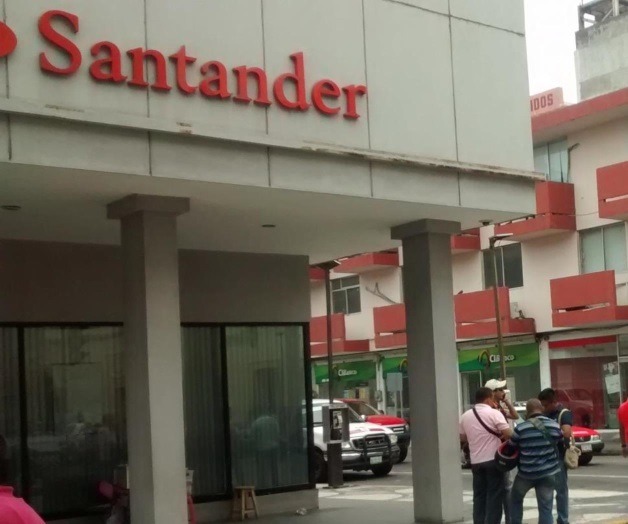 Asalto bancario en Sonora deja una mujer muerta y cuatro heridos Asalto bancario en Sonora deja una mujer muerta y cuatro heridos