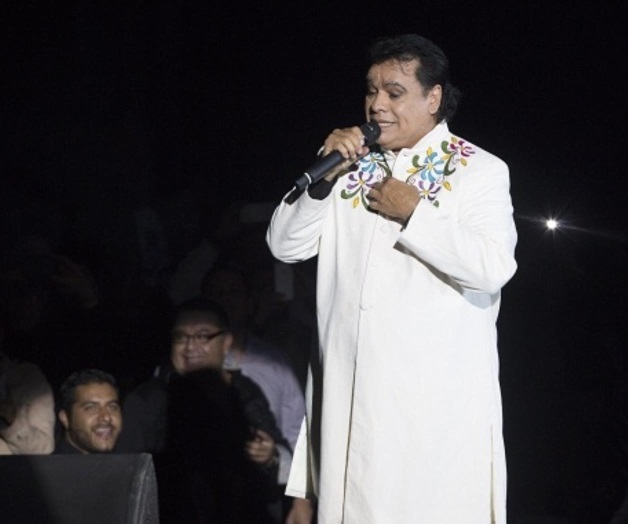 Muestran en video a presunto “esposo” de Juan Gabriel