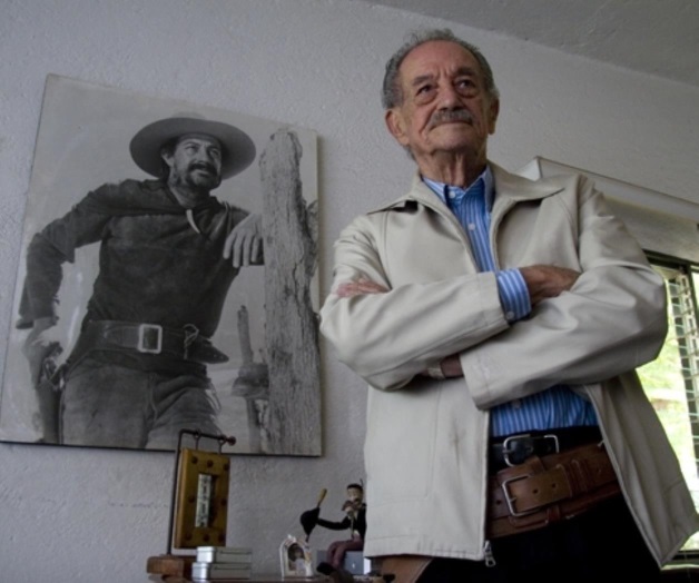 Creman restos de Mario Almada