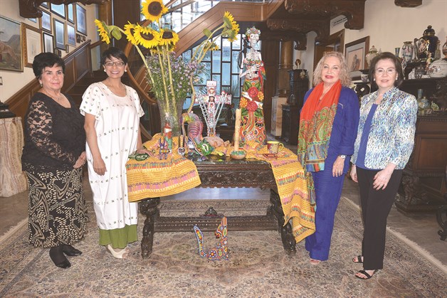 Reciben a socia fundadora Reciben a socia fundadora