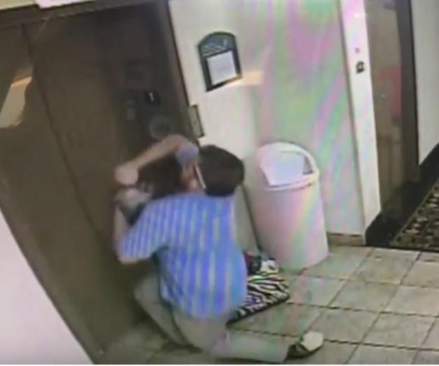 VIDEO: Salva a perro de morir decapitado por un ascensor