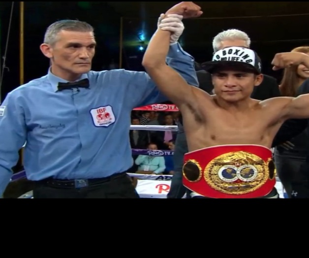 Mexicano Argumedo noquea y defiende título