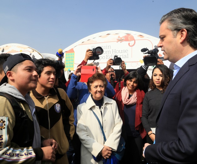 Agradece Nuño la corrección de niña Agradece Nuño la corrección de niña