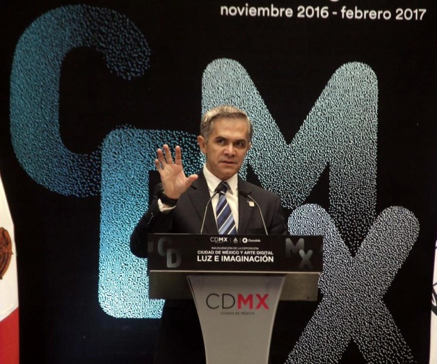 Desea Mancera suerte a gobernadores perredistas