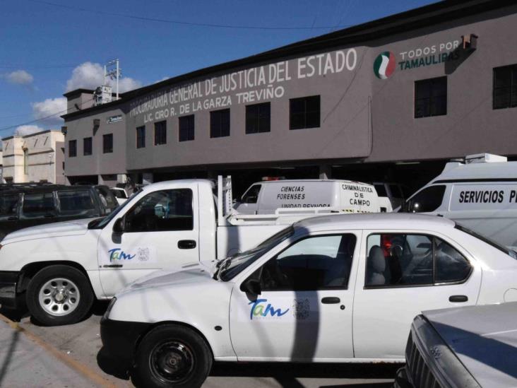 Roban dos autos y dejan casa vacía Roban dos autos y dejan casa vacía
