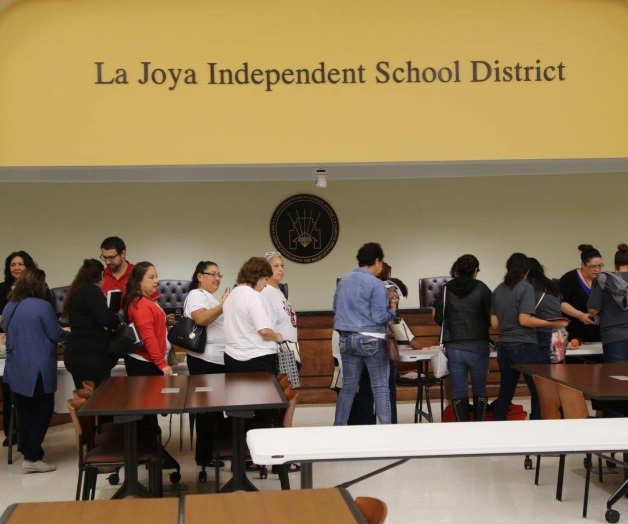 Realiza FAFSAferia informativa Realiza FAFSAferia informativa