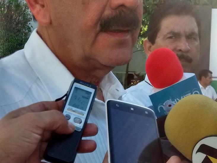 Operan a medias en Tránsito de la capital Operan a medias en Tránsito de la capital