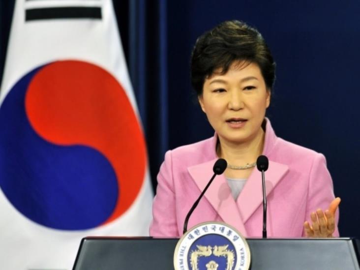 Surcoreanos exigen la renuncia de presidenta Park por corrupción Surcoreanos exigen la renuncia de presidenta Park por corrupción